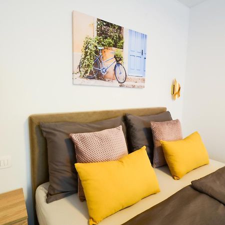 Apartment Grey&Yellow Ζαντάρ Εξωτερικό φωτογραφία